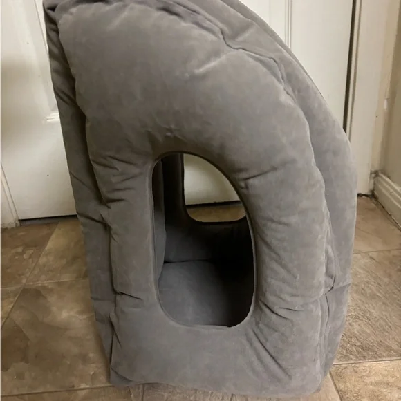 Gray Inflatable Travel Pillow - Picture 7 of 12
